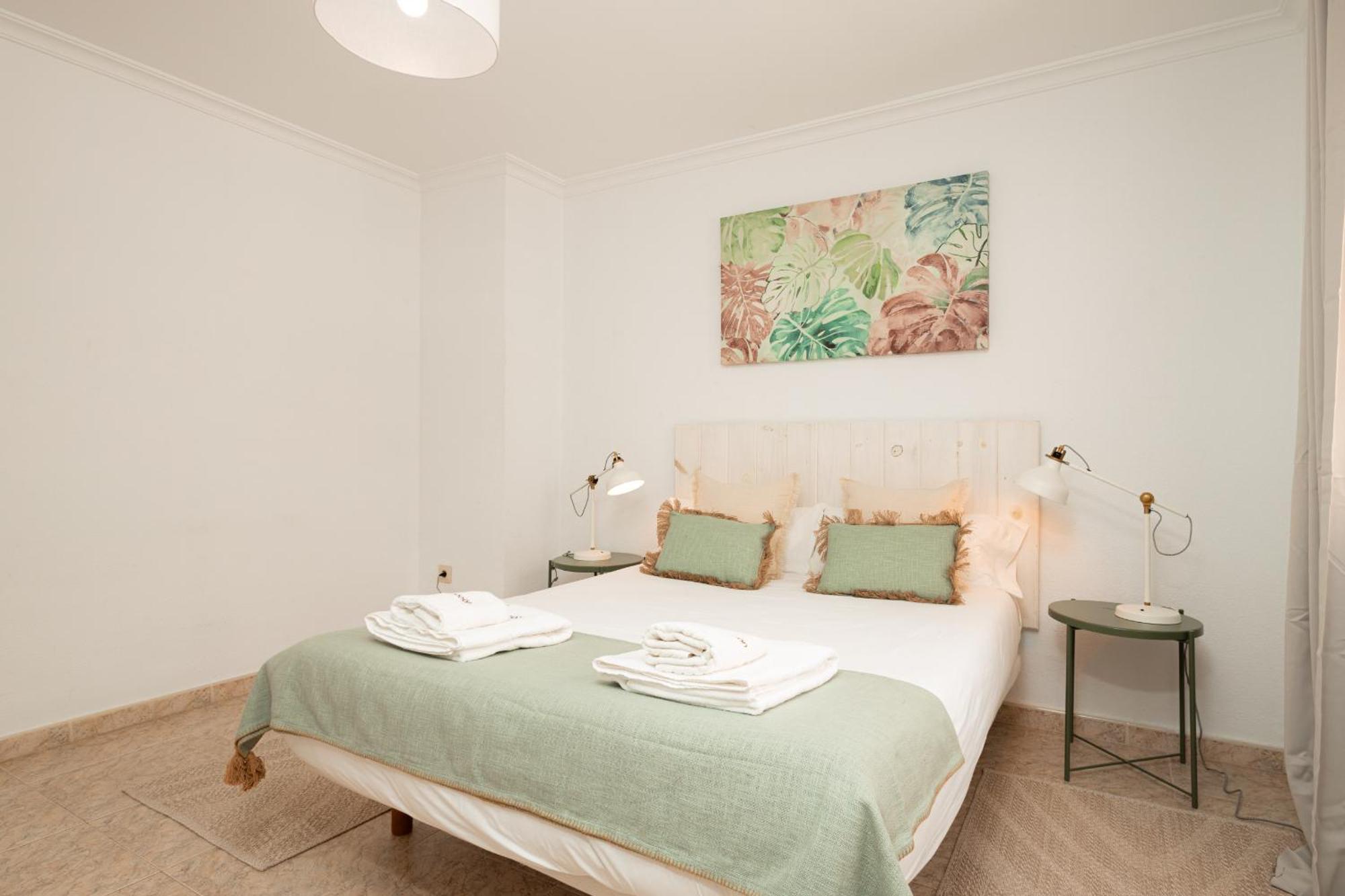 Apartament C103 - Sunny Terrace, Old Town Views Malaga Zewnętrze zdjęcie